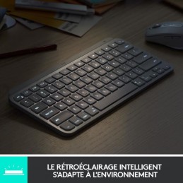 LOGITECH MX Keys Mini Rose Clavier sans fil Compact, Bluetooth AZERTY - PC / MAC - Android (920-010484) - vue en situation 2