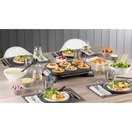 TEFAL PY558813 Noir Crep'Party Crêpière 6 empreintes 12cm - 1000W - vue en situation