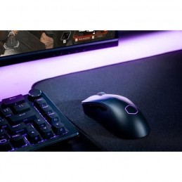 COOLER MASTER Mm731 Noir Souris Sans fil Gaming - vue en situation