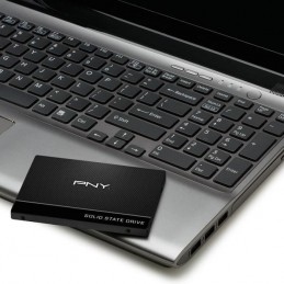 PNY CS900 250Go SSD SATA3 6Gbs 2.5'' - 7mm (SSD7CS900-250-RB) - vue en situation bis