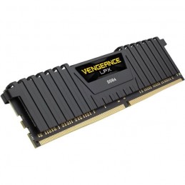 CORSAIR Vengeance LPX 16Go DDR4 (1x 8Go) RAM DIMM 2666MHz CL16 (CMK16GX4M2A2666C16) - vue de trois quart