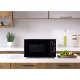 OCEANIC OCEAMO20B12 Noir Micro-ondes 20L - 700W - Plateau 25.5cm - Monofonction - vue de face